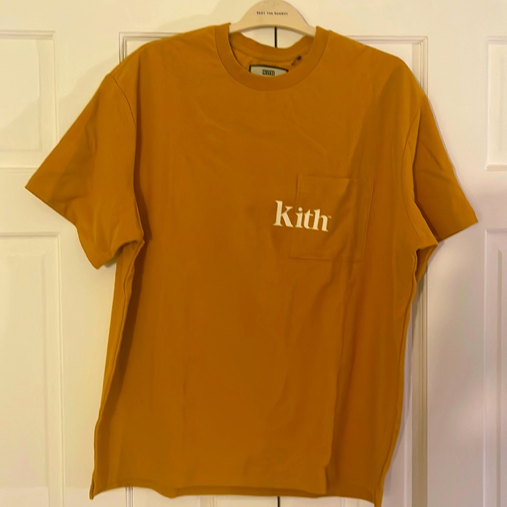Never worn KITH Logo mens tee Sz L